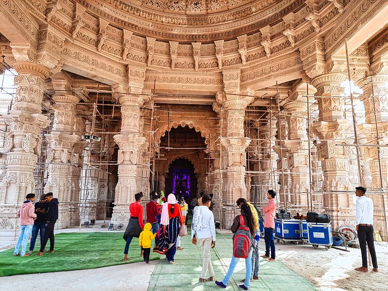 कुंडलपुर बड़े बाबा मंदिर
